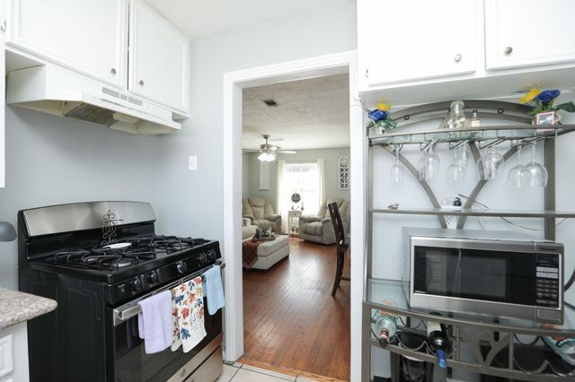 5403 Primrose Street, Houston, TX 77017