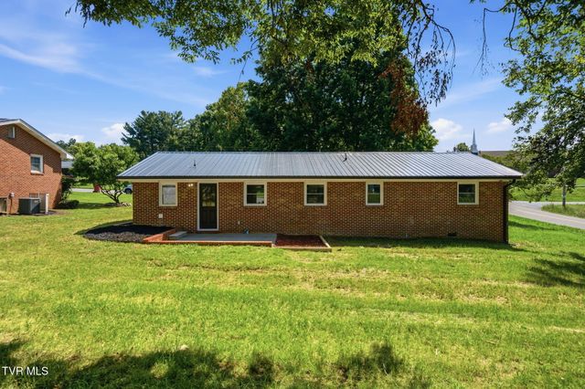 1201 High Street, Johnson City, TN 37604