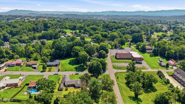 1201 High Street, Johnson City, TN 37604