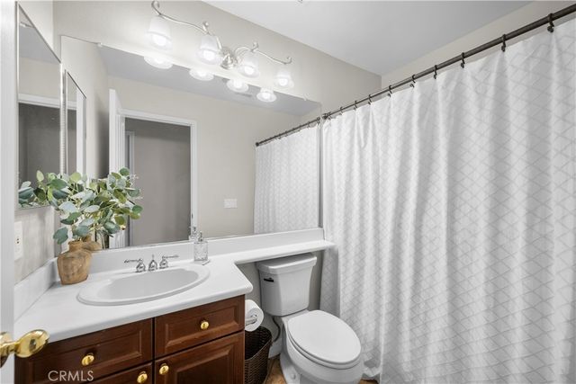 23552 Vale Court, Valencia, CA 91354