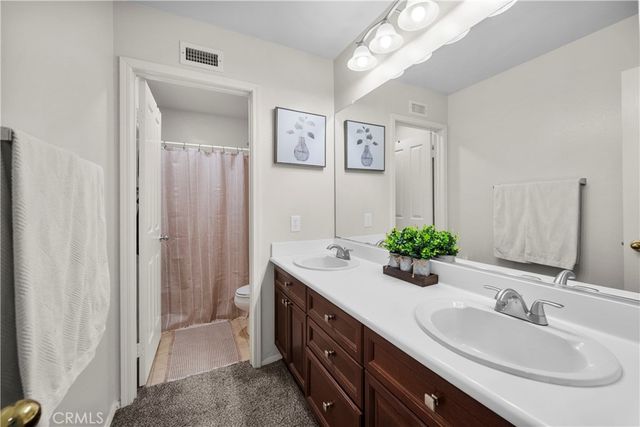 23552 Vale Court, Valencia, CA 91354