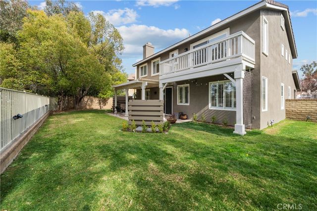 23552 Vale Court, Valencia, CA 91354