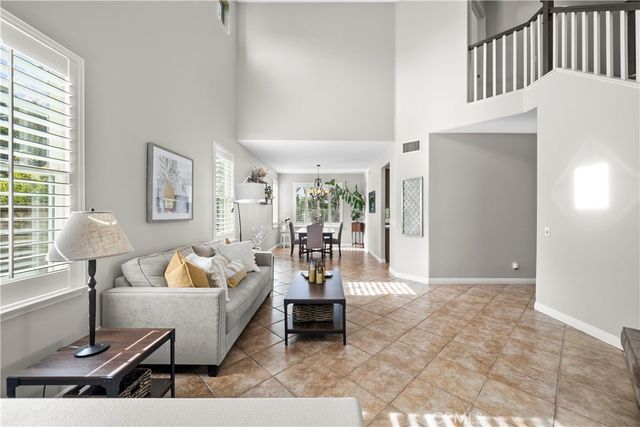 23552 Vale Court, Valencia, CA 91354