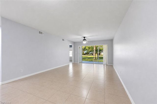 5737 Whitaker RD C101, Naples, FL 34112