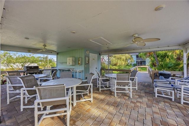 5737 Whitaker RD C101, Naples, FL 34112