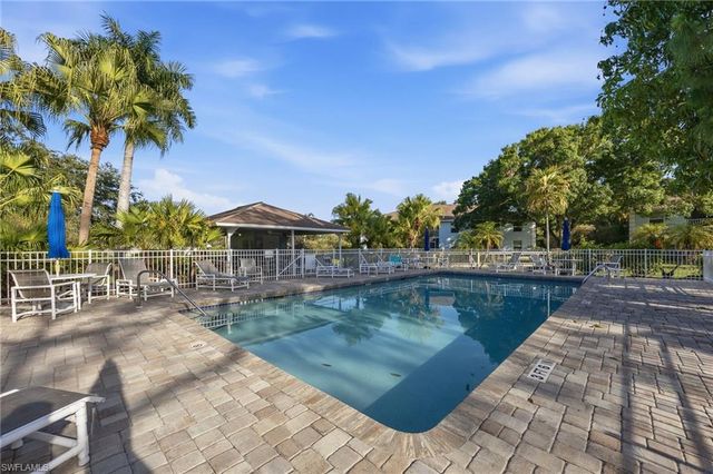 5737 Whitaker RD C101, Naples, FL 34112