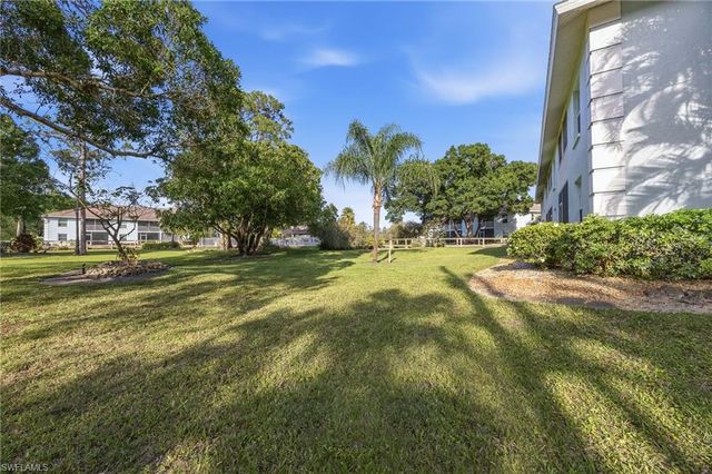 5737 Whitaker RD C101, Naples, FL 34112