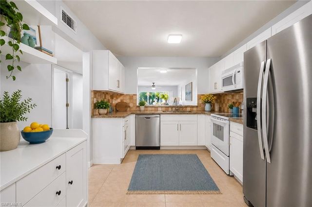 5737 Whitaker RD C101, Naples, FL 34112