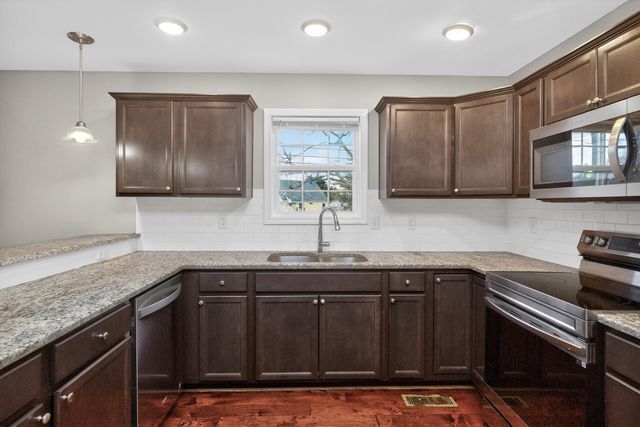 157 Robinson Way, Lexington, KY 40511