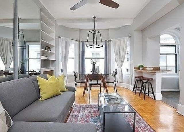 21 Beacon St 6S, Boston, MA 02108