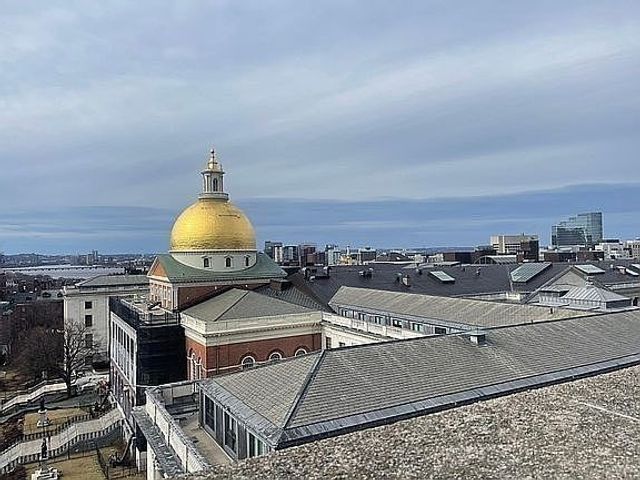 21 Beacon St 6S, Boston, MA 02108