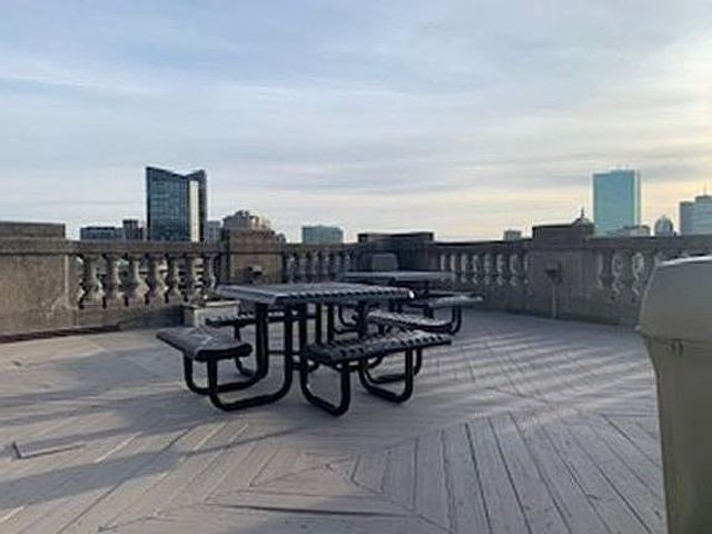 21 Beacon St 6S, Boston, MA 02108