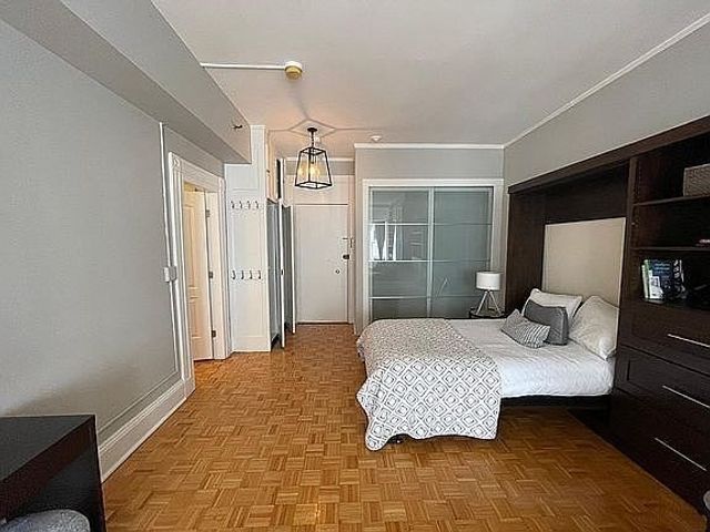 21 Beacon St 6S, Boston, MA 02108