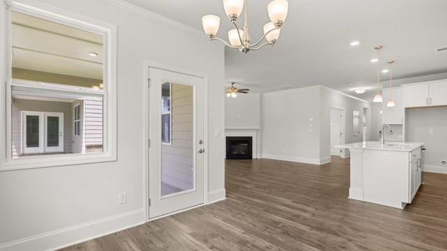 75 Lakeview Point, Dallas, GA 30157