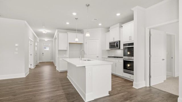 75 Lakeview Point, Dallas, GA 30157