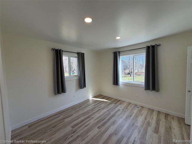 152 Crooked Limb Drive, Lapeer, MI 48446