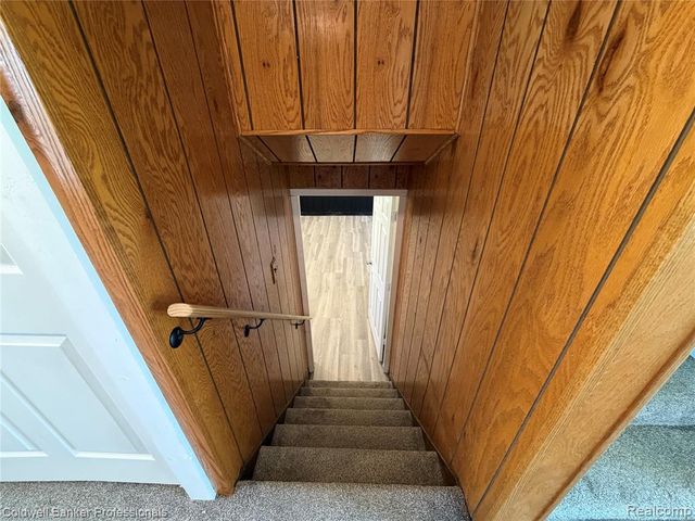 152 Crooked Limb Drive, Lapeer, MI 48446