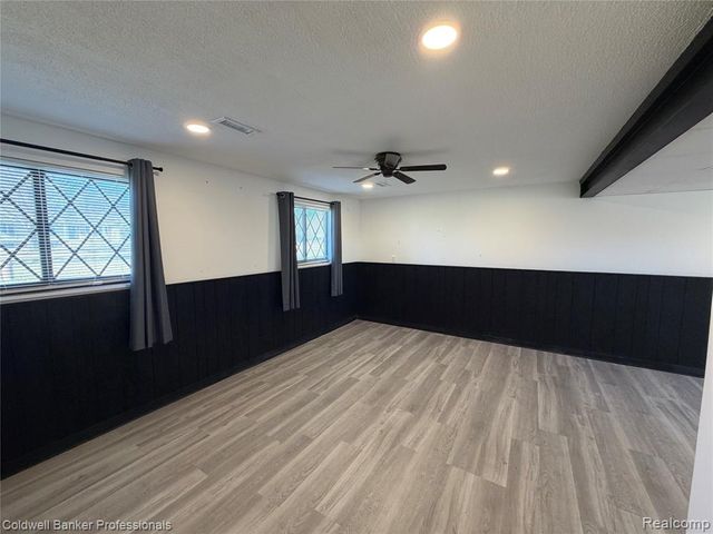 152 Crooked Limb Drive, Lapeer, MI 48446