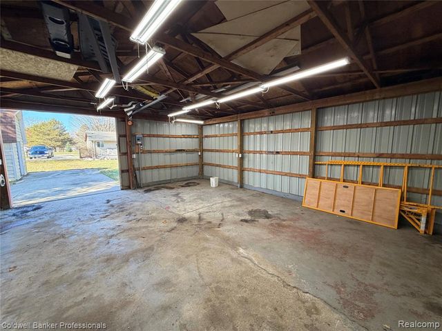 152 Crooked Limb Drive, Lapeer, MI 48446