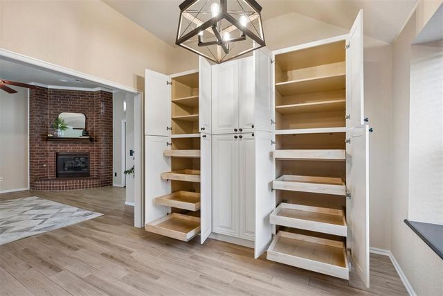 2808 Victoria Drive, Norman, OK 73072