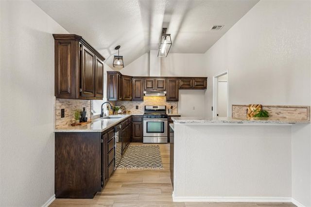 2808 Victoria Drive, Norman, OK 73072