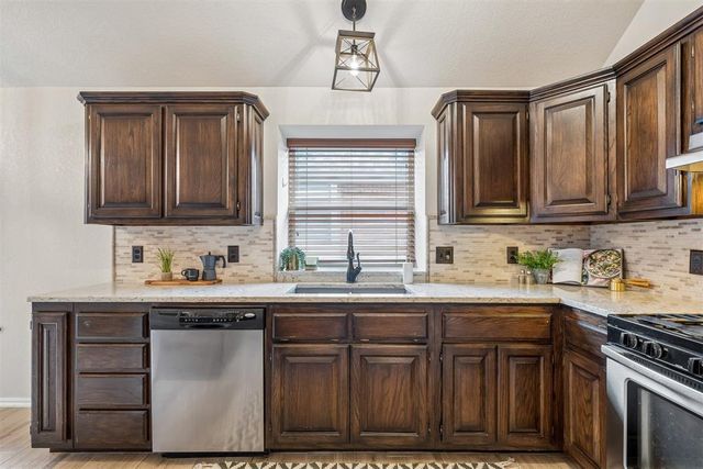 2808 Victoria Drive, Norman, OK 73072