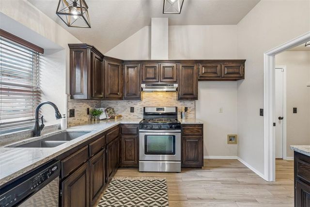 2808 Victoria Drive, Norman, OK 73072