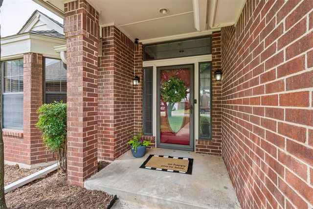 2808 Victoria Drive, Norman, OK 73072