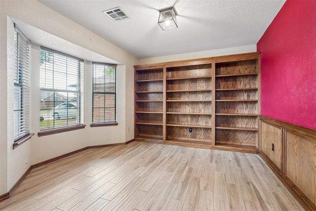 2808 Victoria Drive, Norman, OK 73072