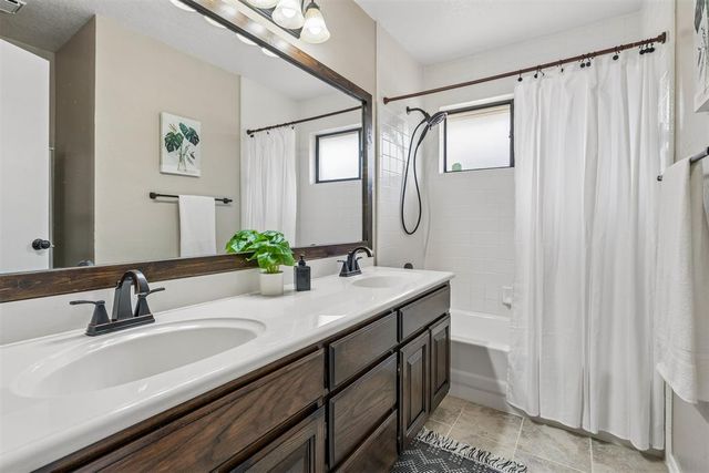 2808 Victoria Drive, Norman, OK 73072