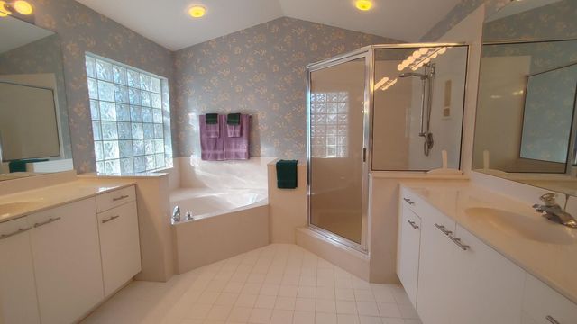 16461 Riverwind Drive, Jupiter, FL 33477