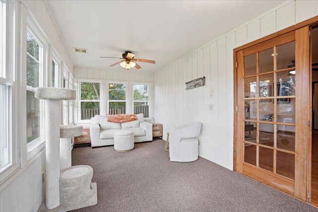 418 Oakridge Drive, Portage, WI 53901
