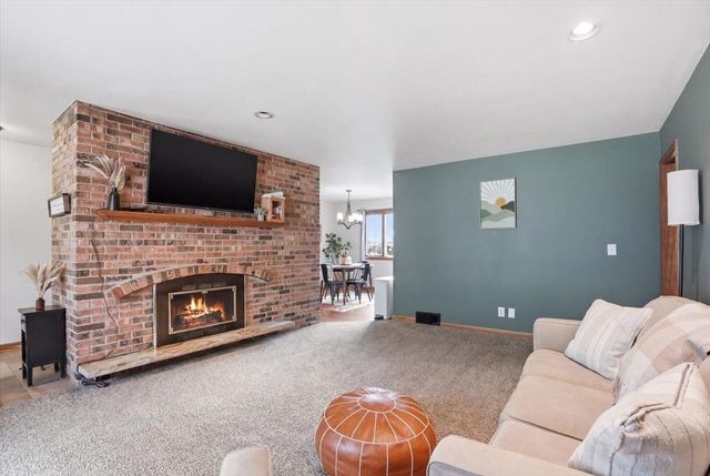 418 Oakridge Drive, Portage, WI 53901