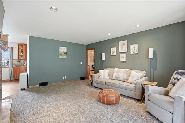 418 Oakridge Drive, Portage, WI 53901