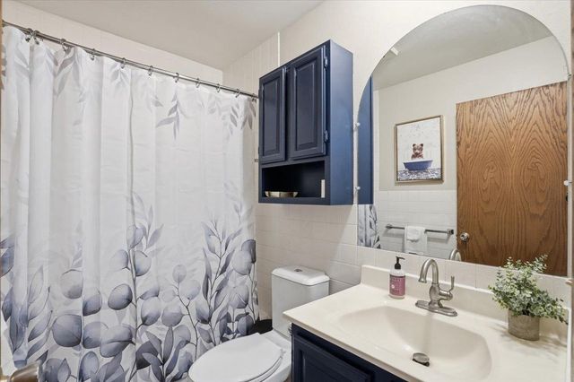 418 Oakridge Drive, Portage, WI 53901
