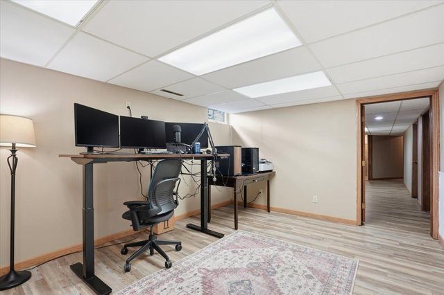 418 Oakridge Drive, Portage, WI 53901