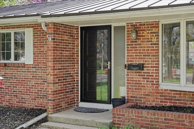 418 Oakridge Drive, Portage, WI 53901