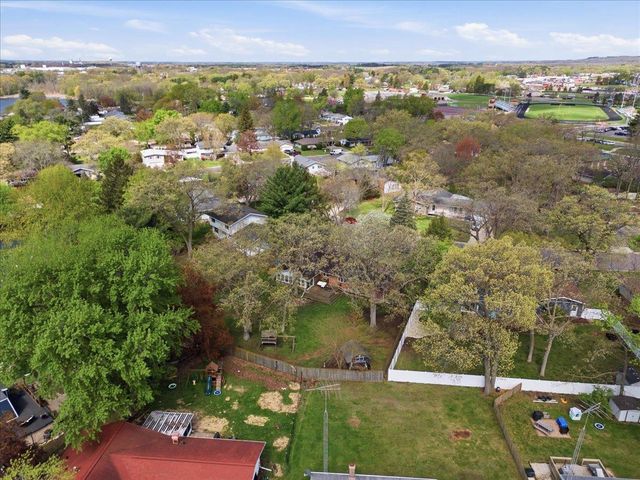 418 Oakridge Drive, Portage, WI 53901