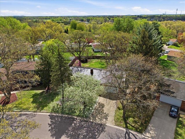 418 Oakridge Drive, Portage, WI 53901