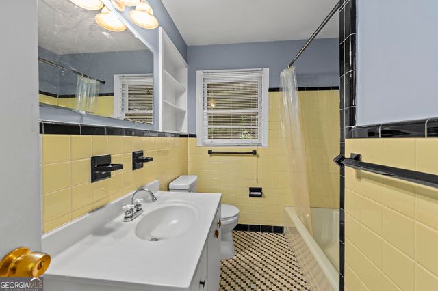 1747 SE Crestridge Drive, Marietta, GA 30067