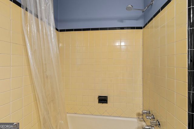 1747 SE Crestridge Drive, Marietta, GA 30067