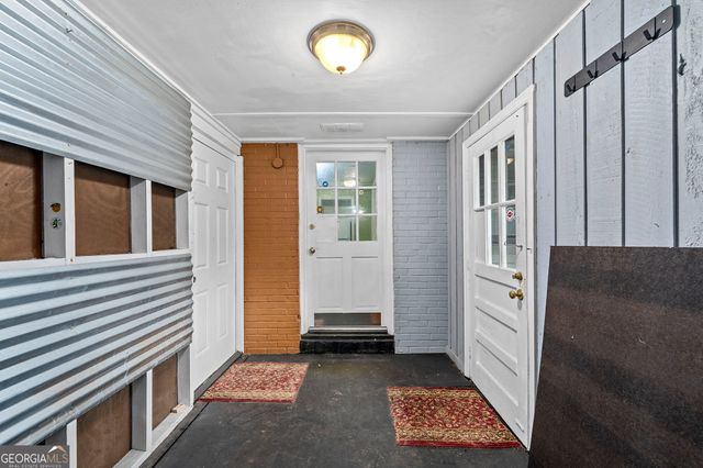 1747 SE Crestridge Drive, Marietta, GA 30067