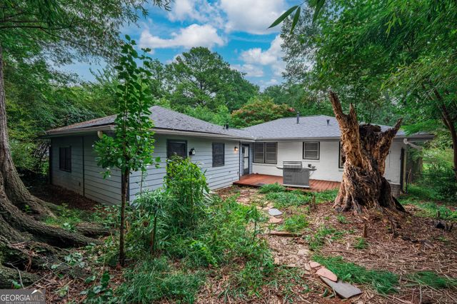 1747 SE Crestridge Drive, Marietta, GA 30067