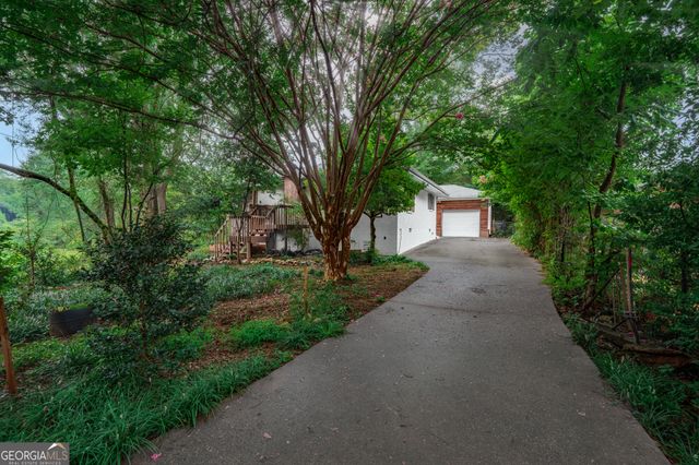 1747 SE Crestridge Drive, Marietta, GA 30067