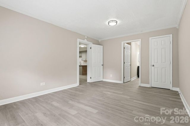 810 Echo Glen Road, Charlotte, NC 28213
