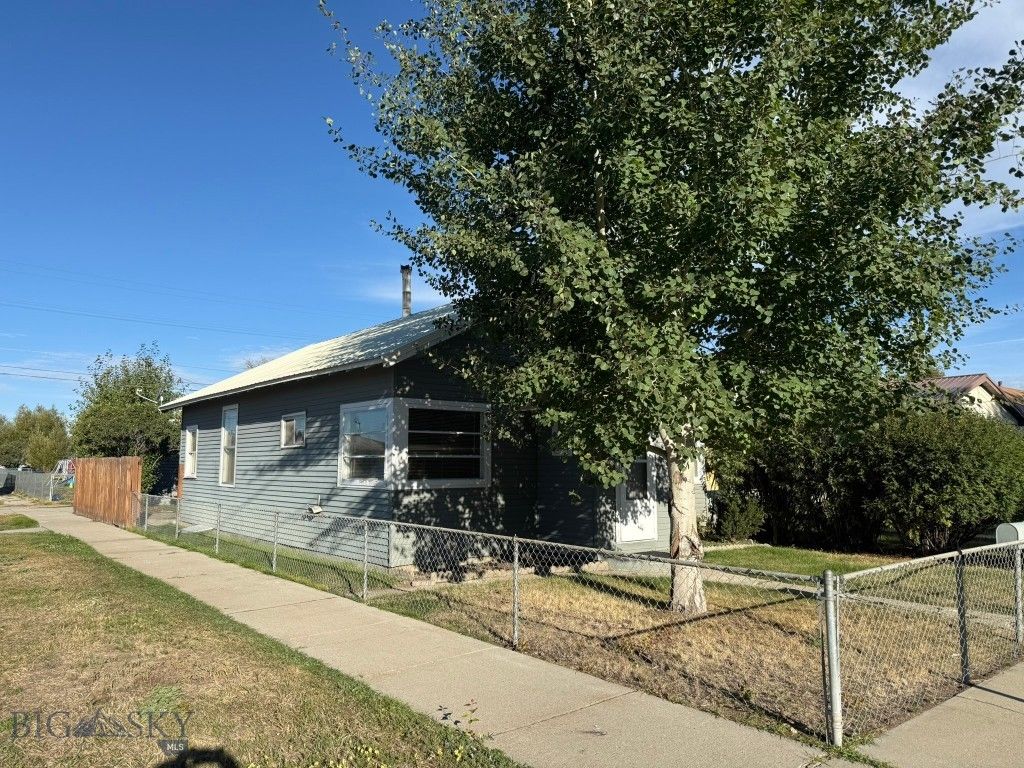 1857 Carolina, Butte, MT 59701 — photo 2