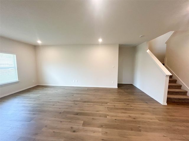 935 Keystone Court, Ferris, TX 75125