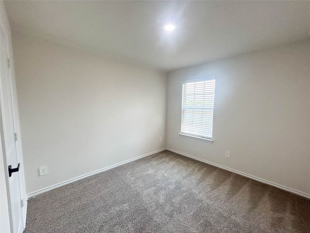 935 Keystone Court, Ferris, TX 75125