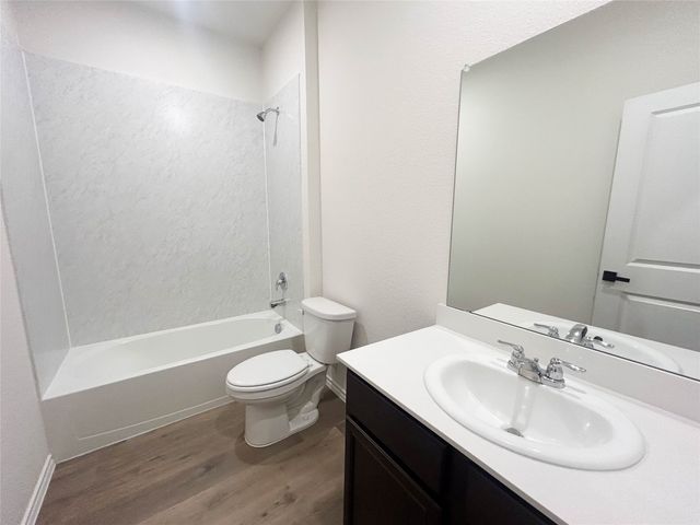 935 Keystone Court, Ferris, TX 75125