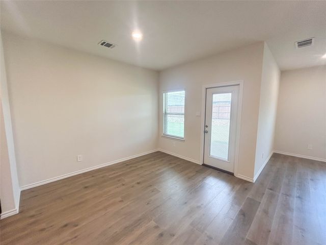 935 Keystone Court, Ferris, TX 75125